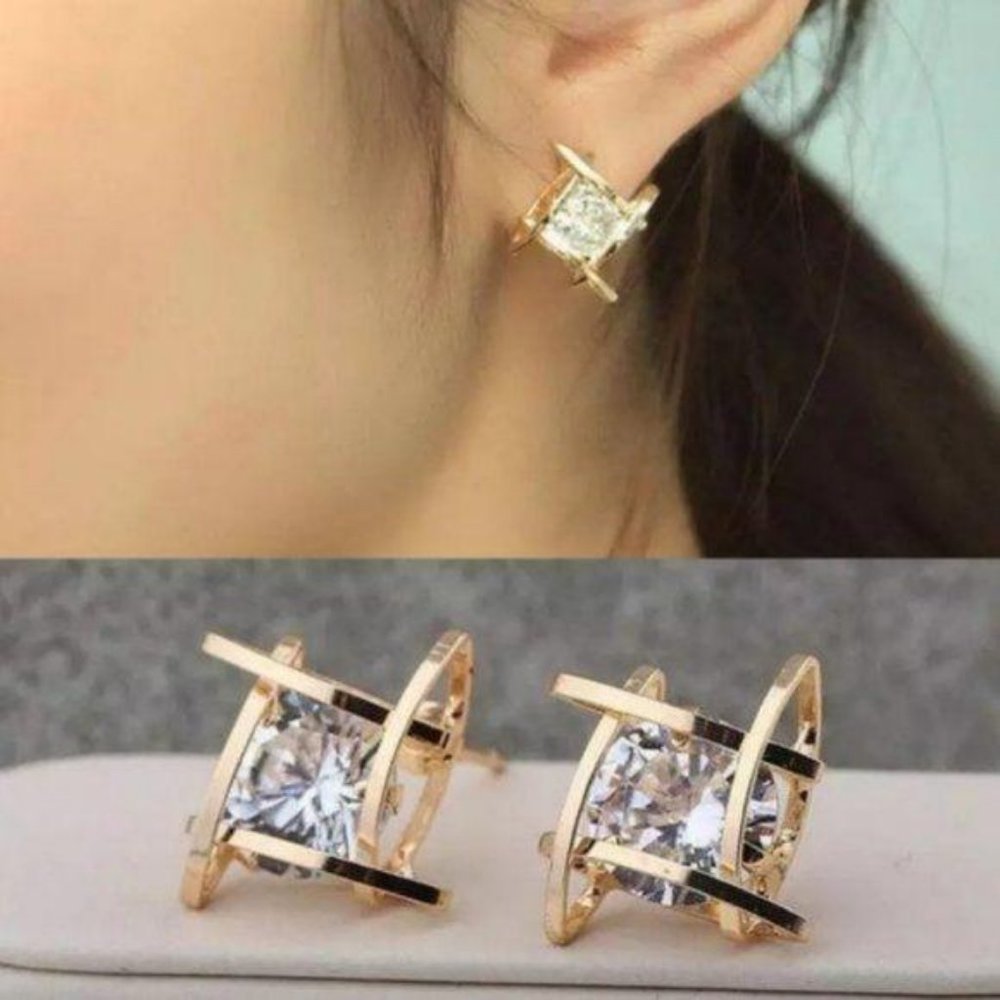 NEW Gold 3D Caged Diamond Stud Earrings - Picture 4 of 6